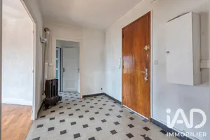 Apartment in Grenoble (38100)