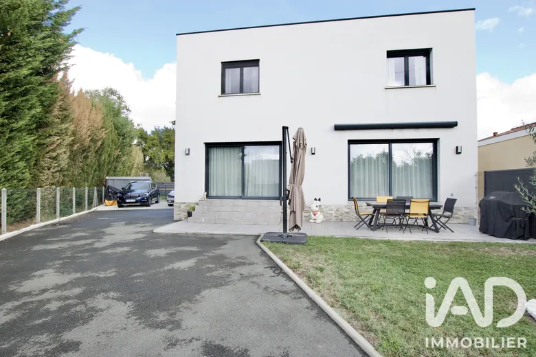 Maison 6 pièces 157 m² · à Bouliac · 156,5 m² · 459 000 €