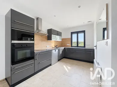 House in Villeneuve-sur-Yonne (89500)