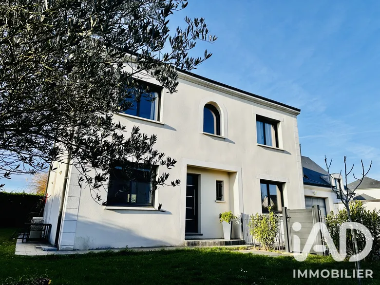 Maison 5 pièces 140 m² · à Saint-Jean-le-Blanc · 140 m² · 429 990 €