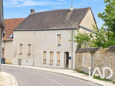 Maison de campagne à Villenauxe-la-Grande (10370)