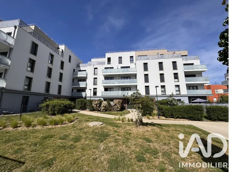 Appartement 3 pièces 62 m² · à Villiers-le-Bel · 61,9 m² · 220 000 €