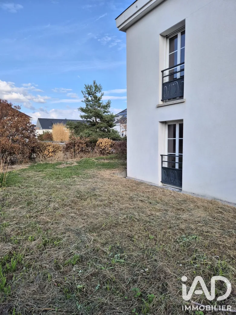 Appartement 3 pièces 61 m² · à Saint-Pierre-du-Perray · 60,7 m² · 220 000 €
