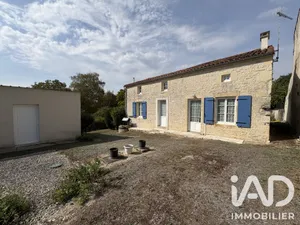 Maison de village à Longré (16240)