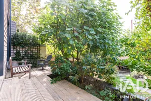 Architectural house in Rueil-Malmaison (92500)