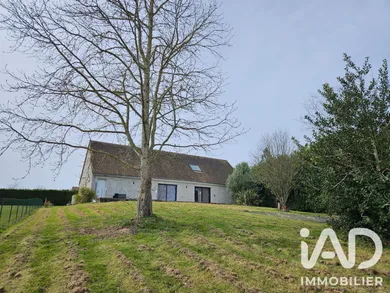 Maison à Luceau (72500)