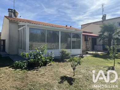 Maison de ville à Saujon (17600)