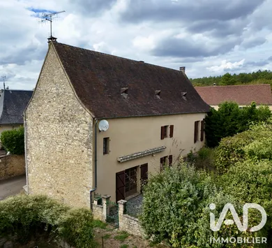 Maison traditionnelle à Saint-Martial-de-Nabirat (24250)