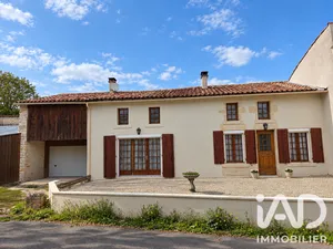 Maison à Saint-Hilaire-la-Palud (79210)