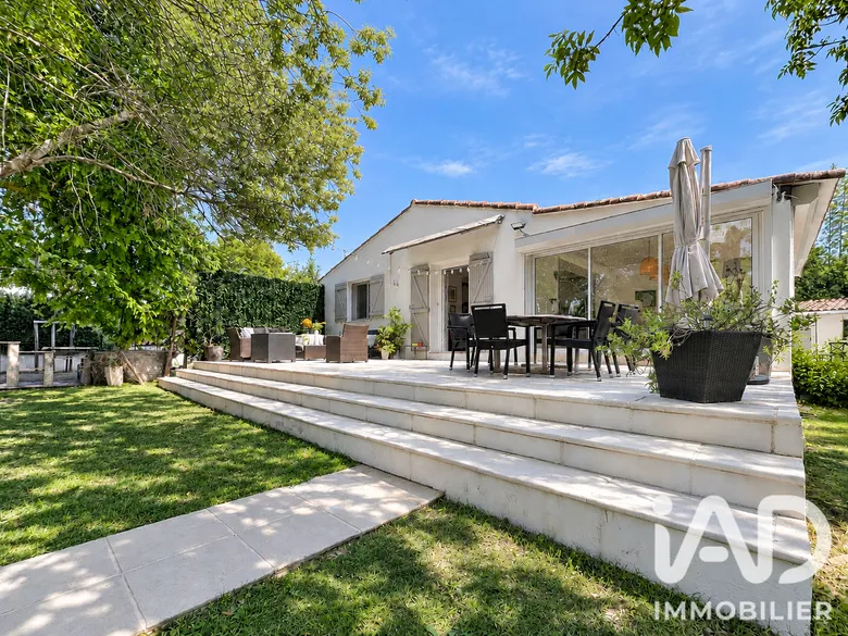 Maison 4 pièces 157 m² · à Mougins · 157 m² · 990 000 €