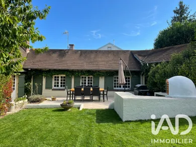 Maison de campagne à Montreuil (28500)