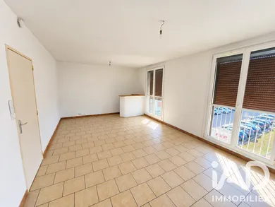 Appartement à Salon-de-Provence (13300)