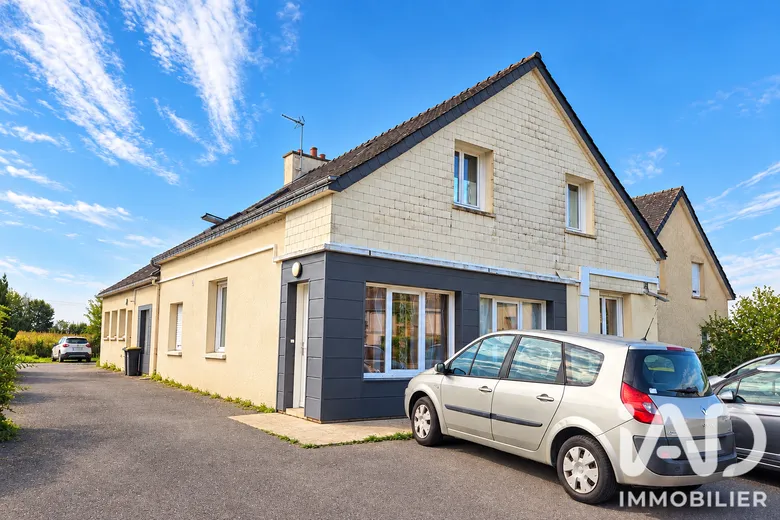 Immeuble 2 pièces 290 m² · à Laurenan · 290 m² · 265 000 €