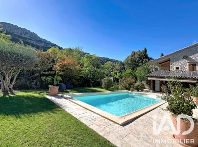 Demeure à Saint-Martin-d'Ardèche (07700)