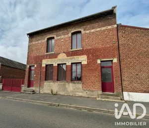 Maison de village à Bellicourt (02420)