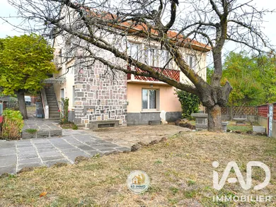 House in Châteaugay (63119)