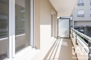 Apartment in Châtillon (92320)