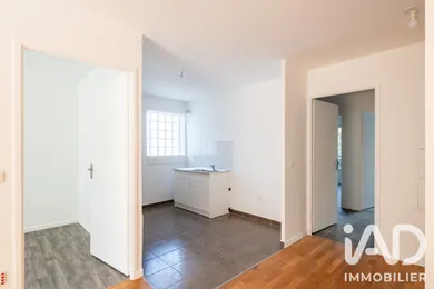 Apartment in Châtillon (92320)