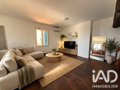 Appartement à Saint-Gilles (30800)