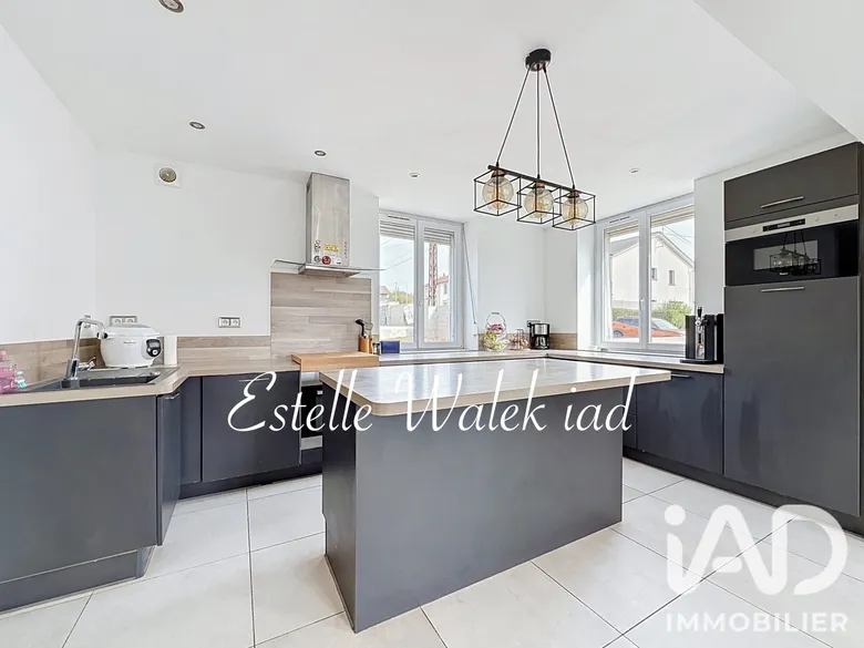 Maison 5 pièces 99 m² · à Dombasle-sur-Meurthe · 98,6 m² · 196 000 €