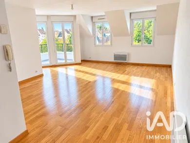 Appartement à Émerainville (77184)