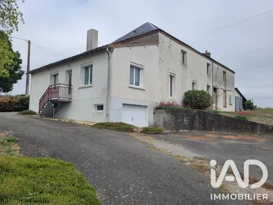 Maison à Chanteloup (79320)