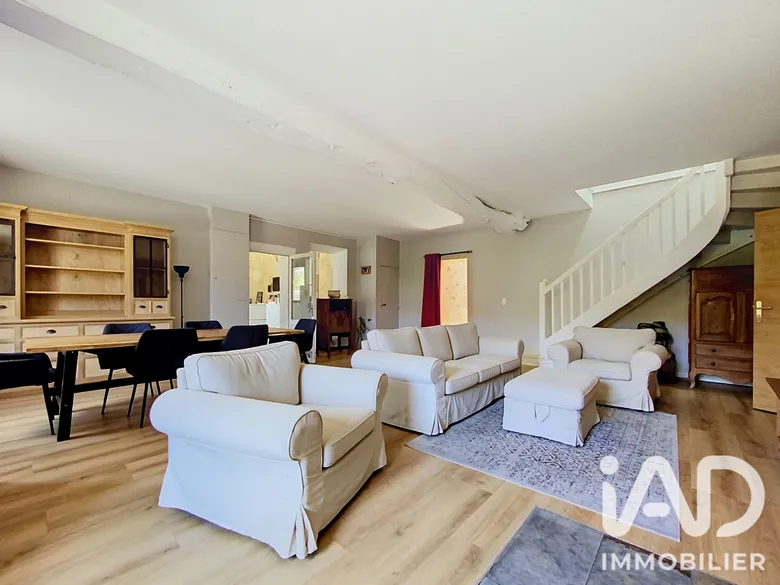 Maison 8 pièces 231 m² · à Landiras · 231 m² · 479 000 €