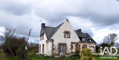 Traditional house in Évellys (56500)