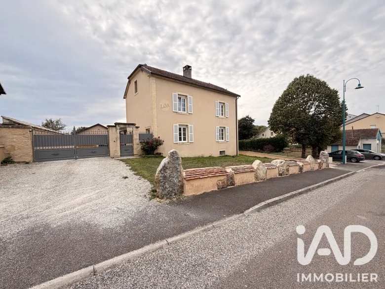 Maison 7 pièces 154 m² · à Menoux · 154 m² · 203 000 €