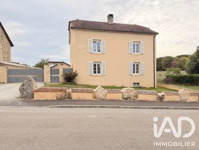 Maison à Menoux (70160)