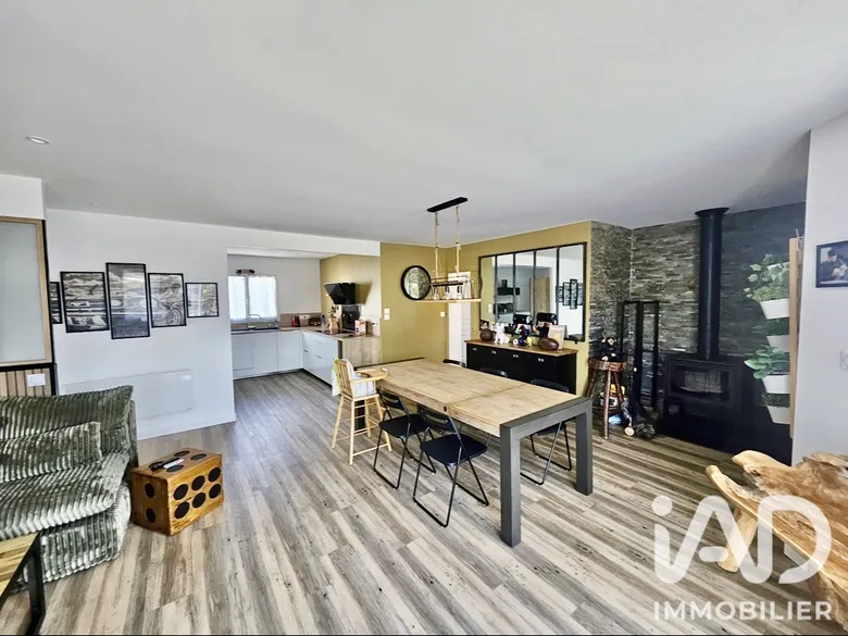 Maison 6 pièces 142 m² · à Kernilis · 142 m² · 310 000 €