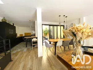 House in Bordeaux (33100)