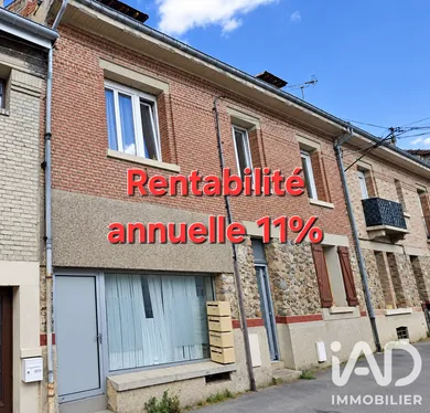 Building in Vouziers (08400)