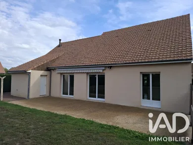 Maison traditionnelle à Saint-Rémy-de-Sillé (72140)