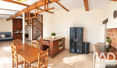 Maison de village à Allègre-les-Fumades (30500)