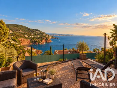 Appartement à Théoule-sur-Mer (06590)