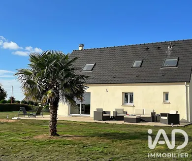 Maison à Val-de-Scie (76720)