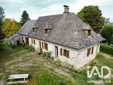 Maison à Auriac (19220)