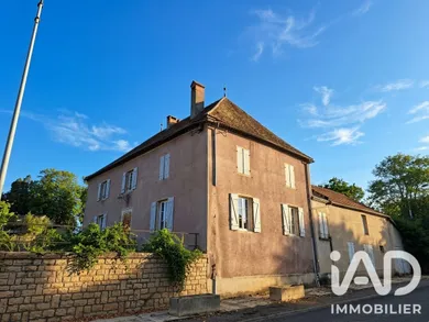 Domaine à Vitry-sur-Loire (71140)