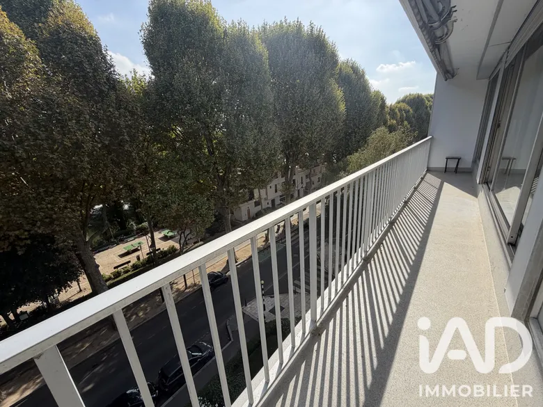Appartement 5 pièces 110 m² · à Neuilly-sur-Seine · 110 m² · 990 000 €