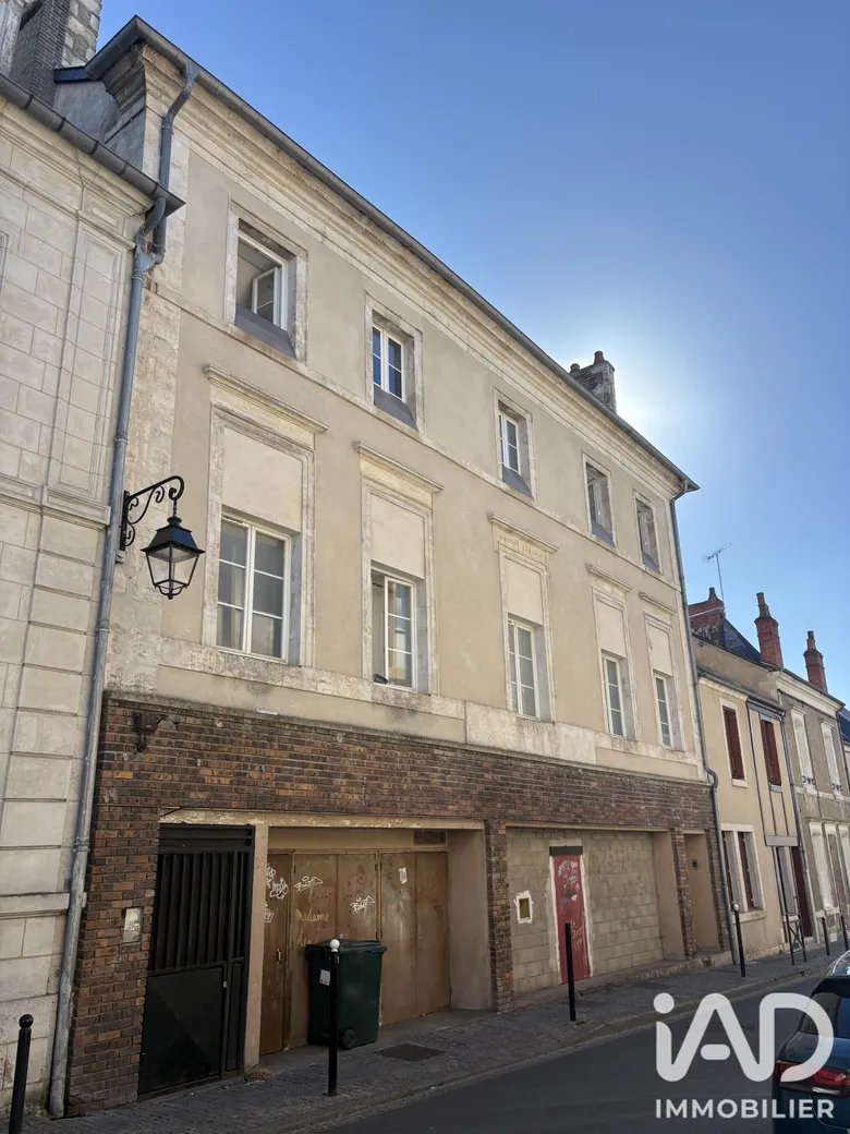 Immeuble 271 m² · à Bourges · 271 m² · 599 000 €