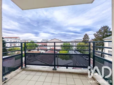 Appartement à Vénissieux (69200)
