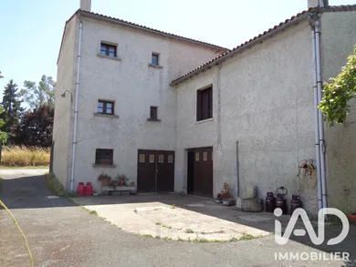 Maison à Bussac-sur-Charente (17100)