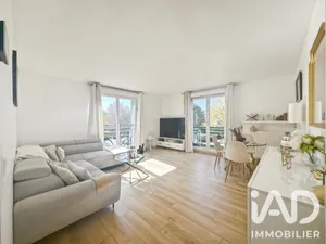 Appartement à Sainte-Geneviève-des-Bois (91700)