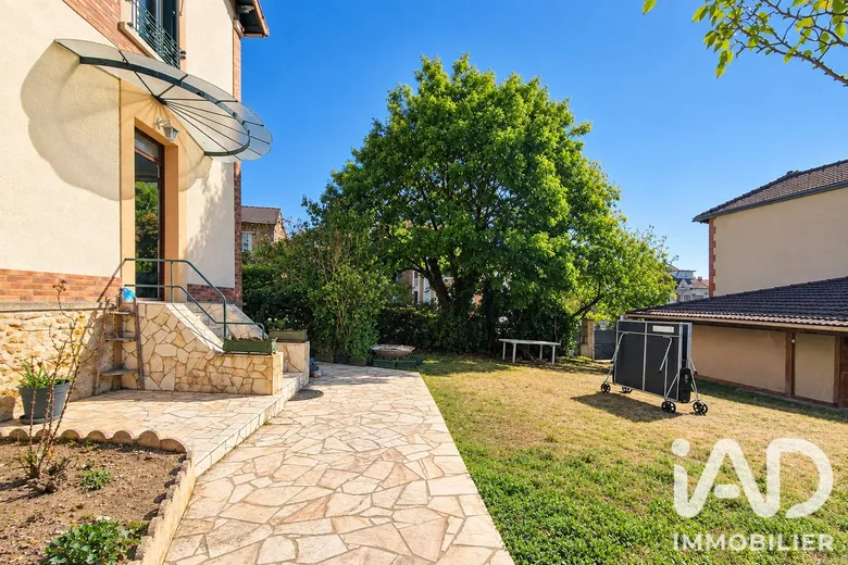 Maison 7 pièces 167 m² · à Fontenay-aux-Roses · 167 m² · 827 000 €