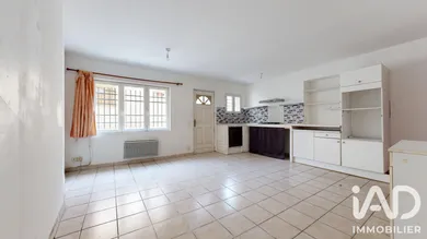 Maison de village à Cadenet (84160)
