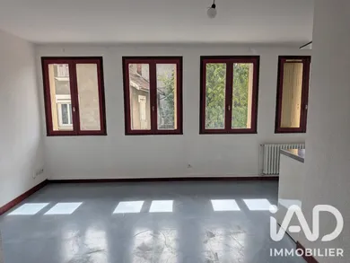 Apartment in Grenoble (38100)