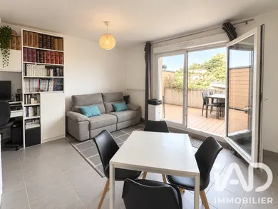 Appartement à Châteauneuf-Grasse (06740)