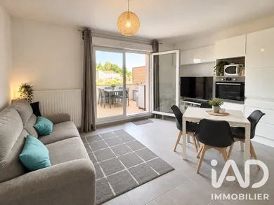 Appartement à Châteauneuf-Grasse (06740)
