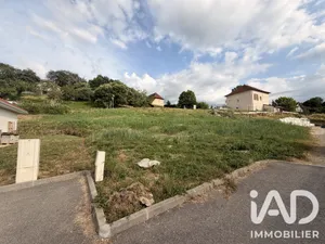 Terrain à bâtir à Saint-Genix-les-Villages (73240)
